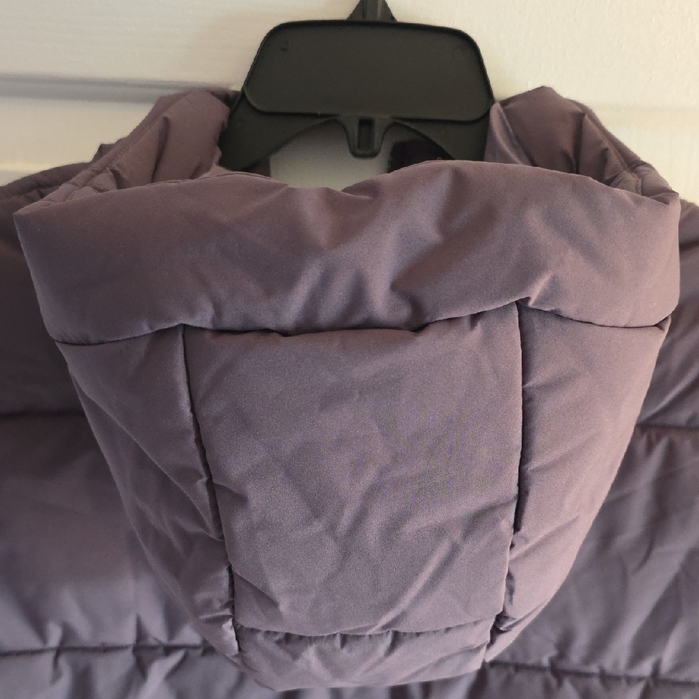 Eddie Bauer Plum Hooded, Long Puffer Vest, Size XL, NWT. - Picture 7 of 12